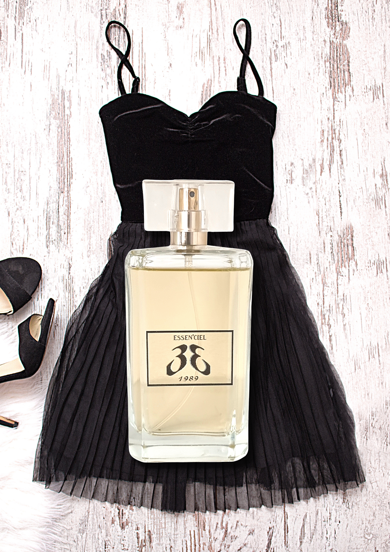Perfume EQUIVALENT: The little black dress 100 ml/10 ml essenciel Perfume EQUIVALENT: The little black dress 100 ml/10 ml essenciel